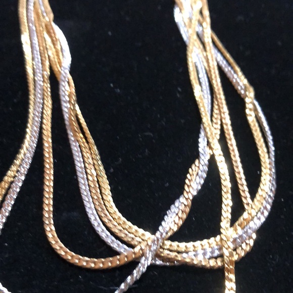 Closet Clear Out 🔥🔥🔥 Vintage Monet 2Tone Necklace & Premier Designs Earrings - Picture 3 of 11